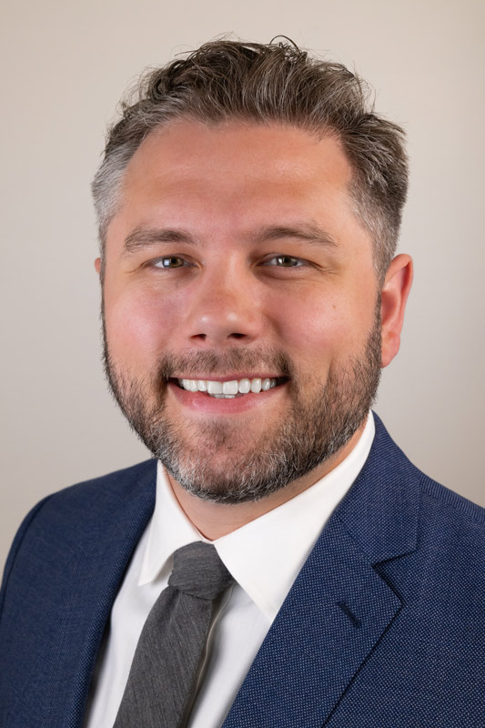 CA01-CFOFS-Delgado-Headshot2